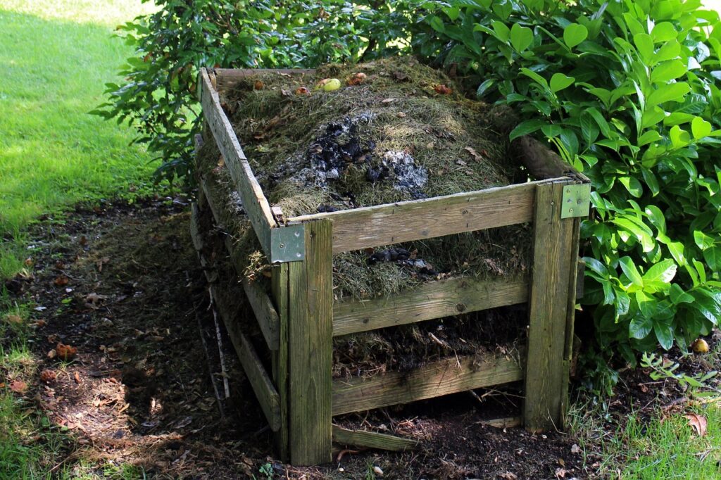 compost, garden, waste, bio, nature, garden helpers, horticulture, garden compost, composting, composter, circuit, recovery, compost, compost, compost, compost, compost, composting